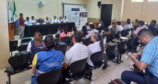 PDH participa como observador en foro de candidatos a diputados por Petén