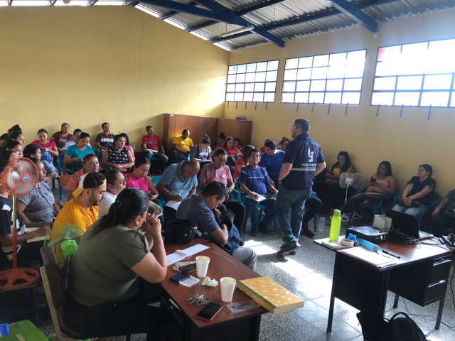 PDH conversa sobre convivencia escolar con directores de centros educativos de El Jícaro