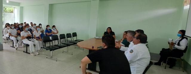 PDH participa en diálogo con autoridades y estudiantes de medicina de Hospital Nacional Nicolasa Cruz